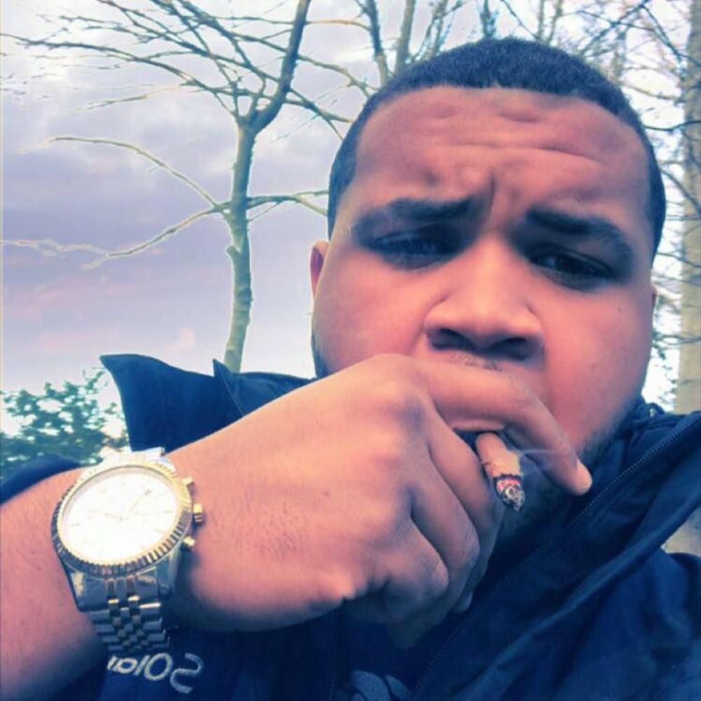 Meet your Posher, Sterling